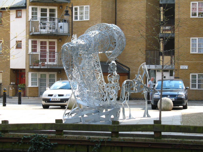 Metal sculpture by the Hertford Union Canal